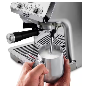 Delonghi Espresso Cappuccino My Latte Art system Hot Milk