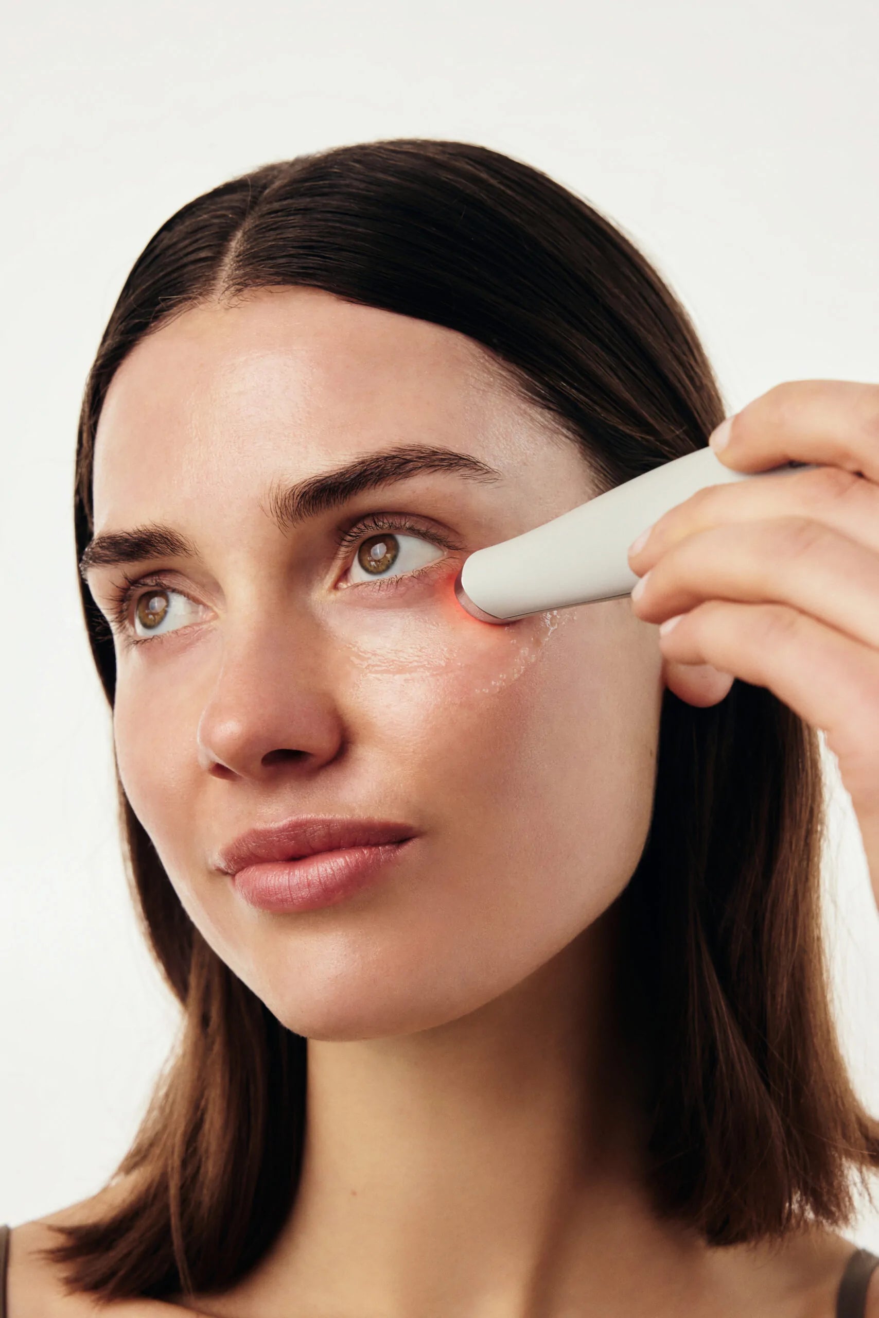 IYO REVITALIZING EYE & LIPS MASSAGER