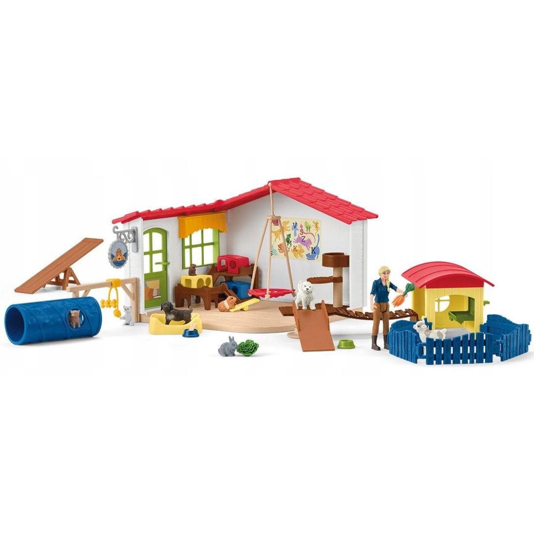 Schleich Farm World Baby Animal Hotel Playset