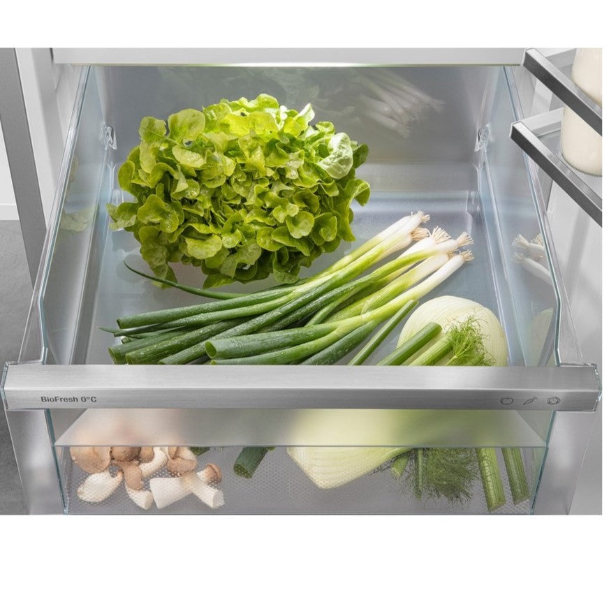 LIEBHERR 16 Cft Refrigerator Bottom Freezer Black