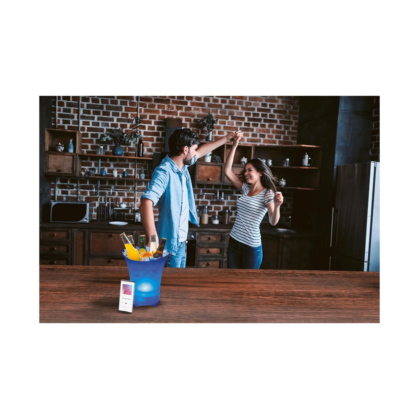 BTSPKCHAMPAGNE23W /BLUETOOTH SPEAKER CHAMPAGNE UNIV. WHITE