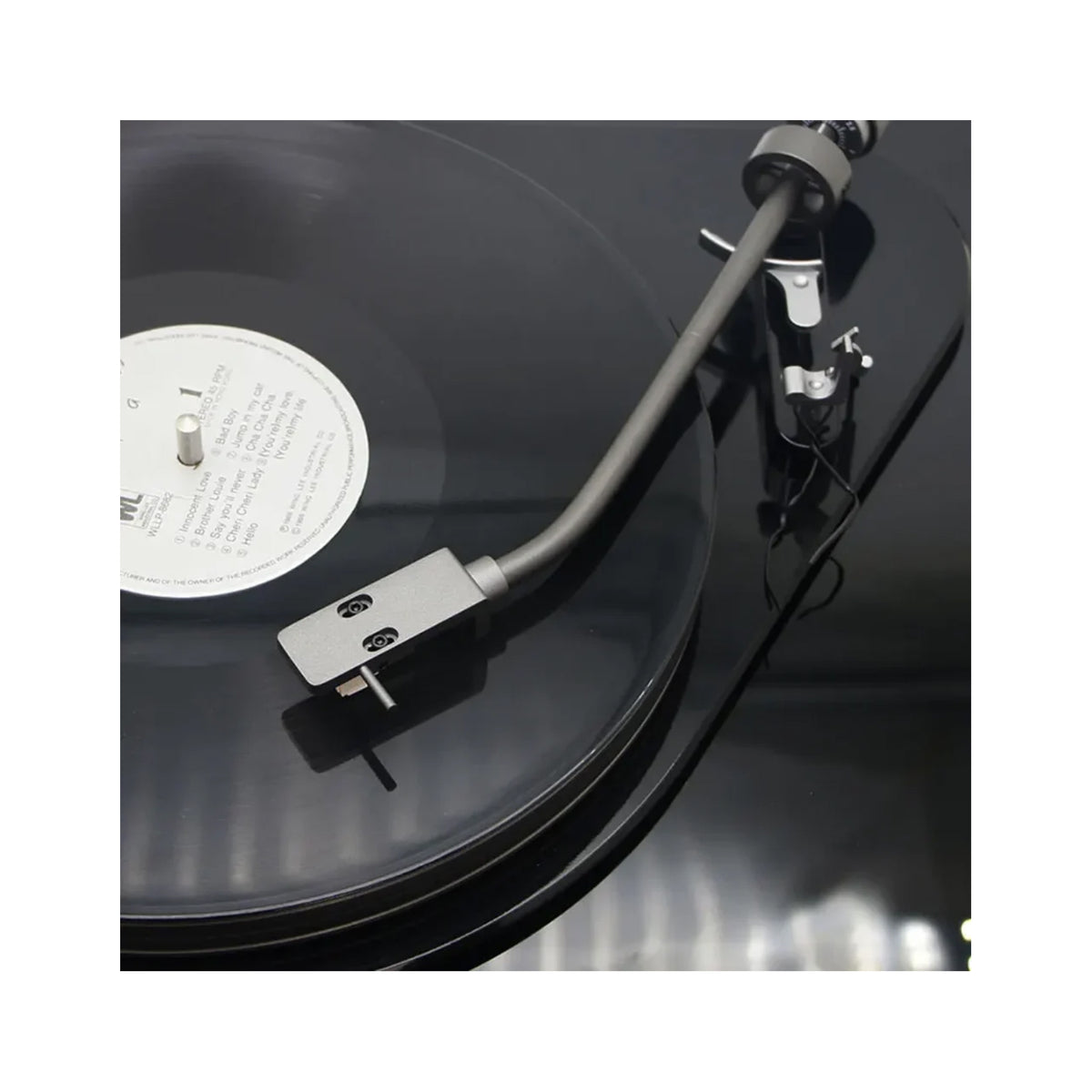 MZAJ The Eterno Touch Turntable, Bluetooth, FM Radio