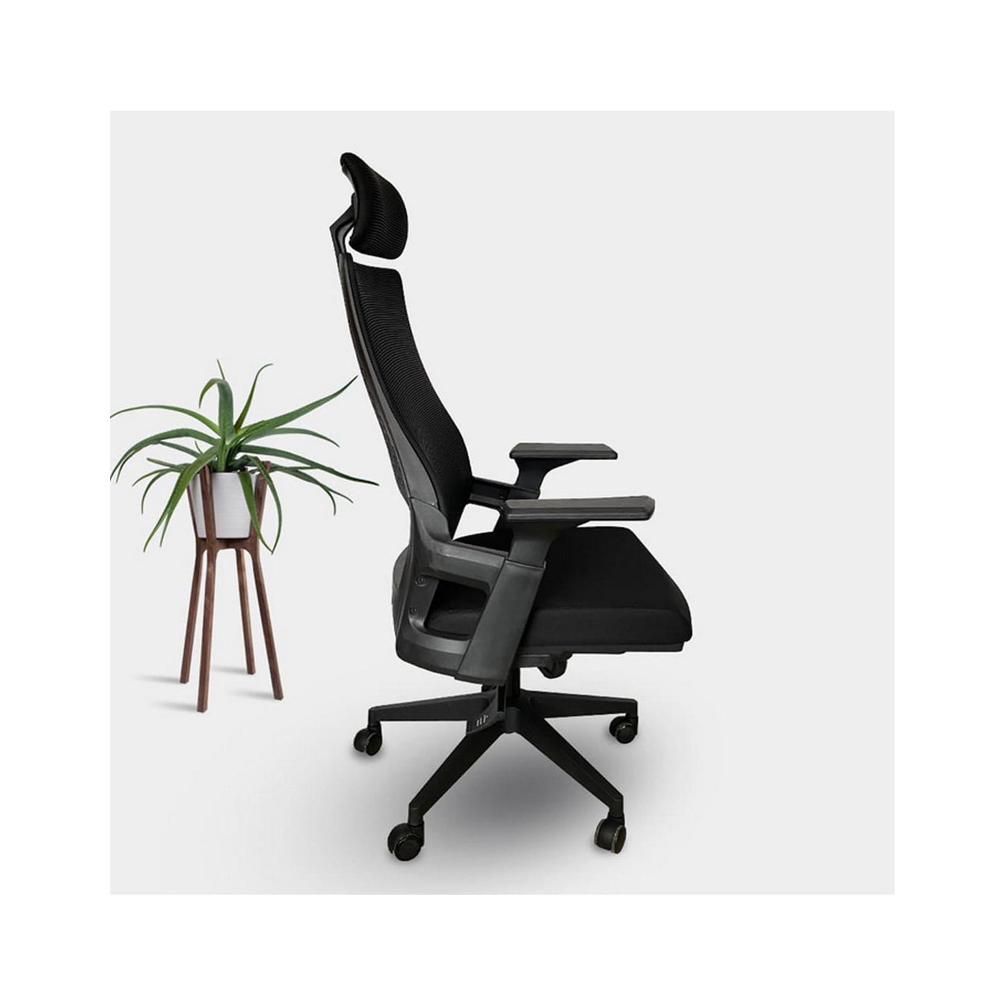 Hempi Black Office Chair For Stylish Office Setups CHN