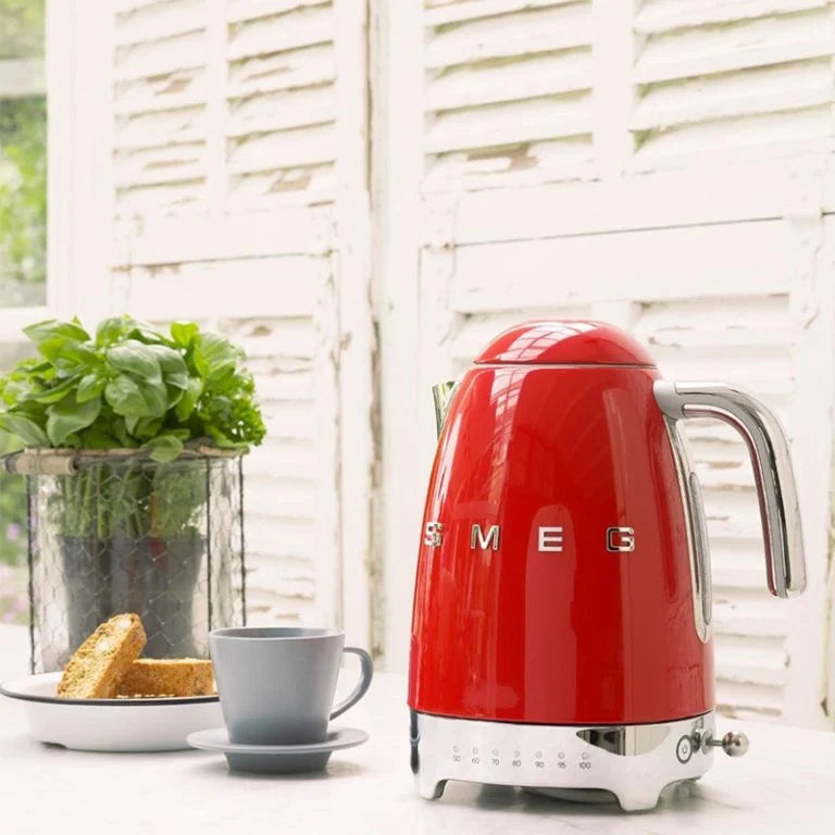 Smeg Kettle 1.7L Red SMEG