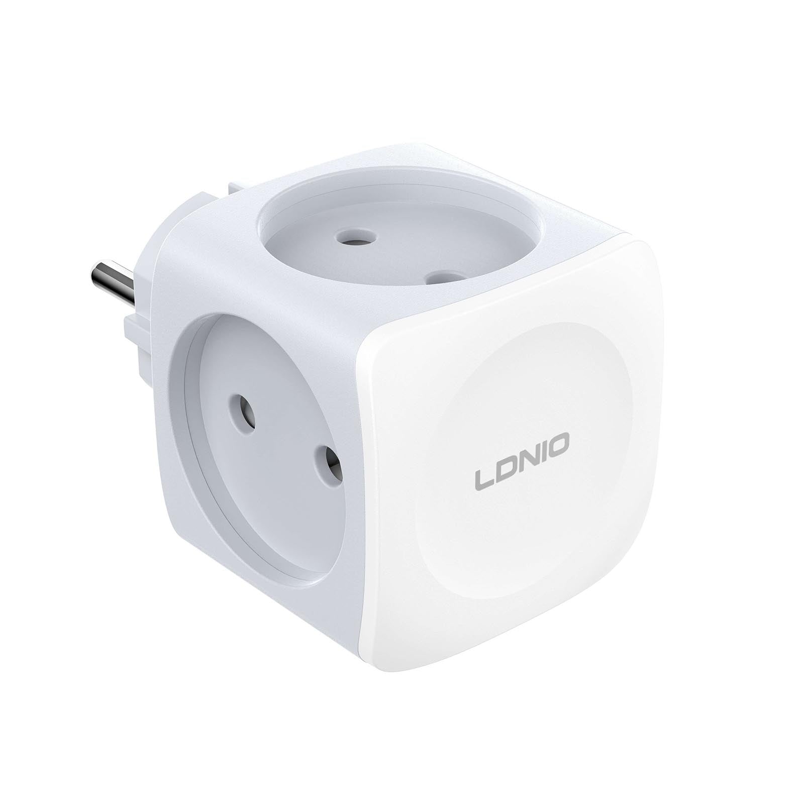 LDNIO EU Socket Adapter With 4 AC Outlets 3680W